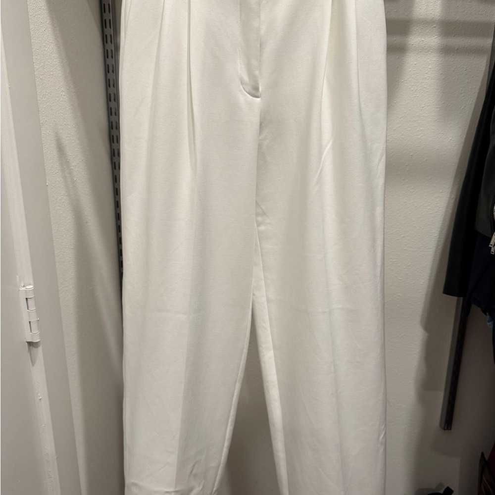 Aritzia Elegant White Pants - Picture 6 of 11